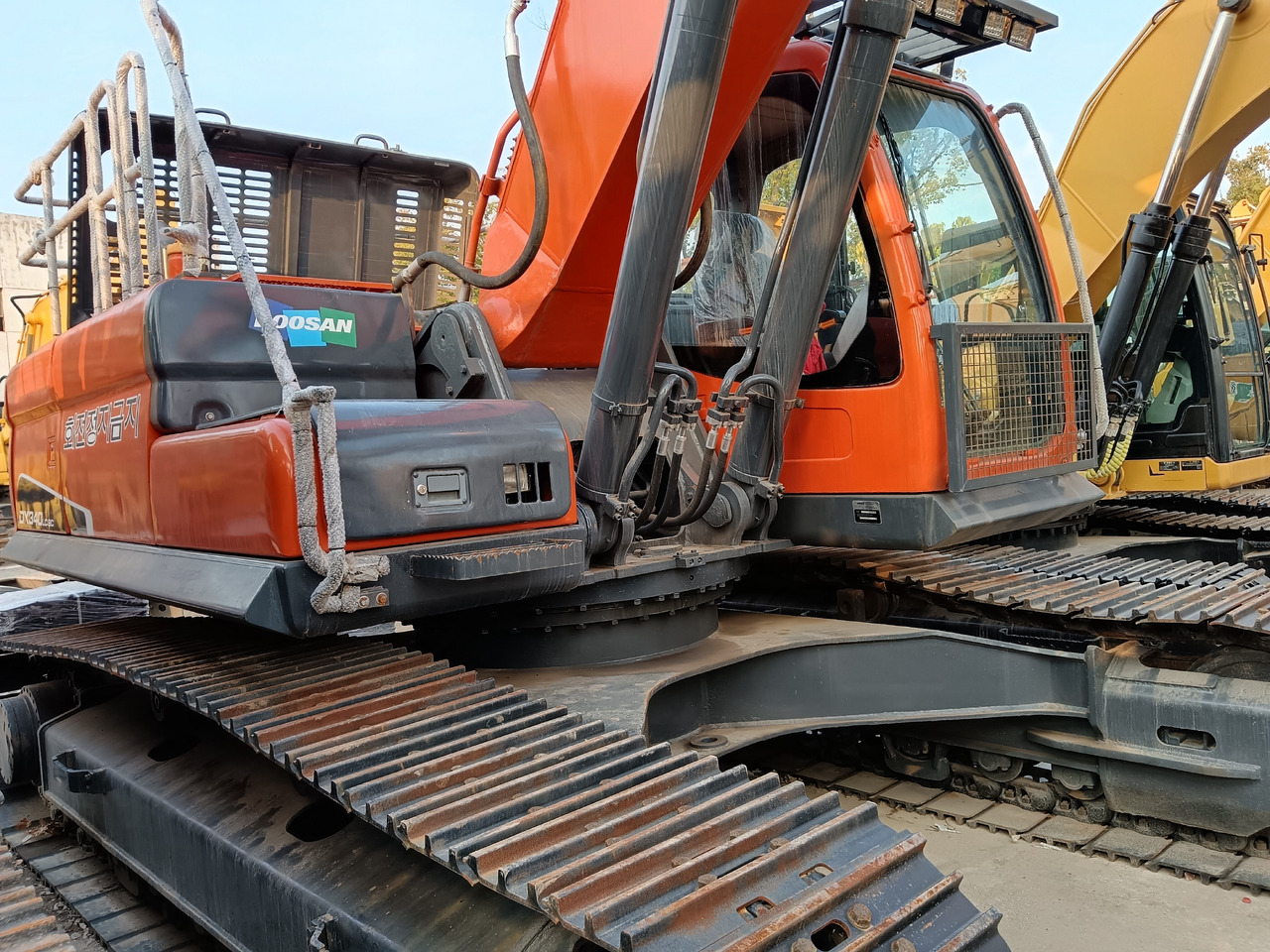 DOOSAN DX340LC-9C DX340 LCA - Pelle sur chenille: photos 4 DOOSAN DX340LC-9C DX340 LCA - Pelle sur chenille: photos 4