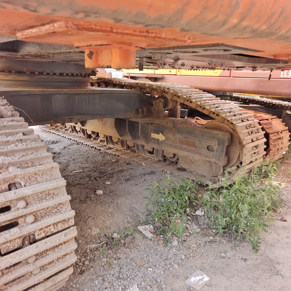 DOOSAN DX530LC-5 - Pelle sur chenille: photos 3 DOOSAN DX530LC-5 - Pelle sur chenille: photos 3