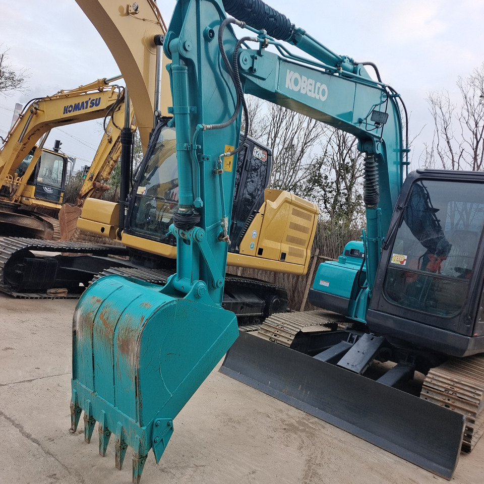 KOBELCO SK75 - Pelle sur chenille: photos 4 KOBELCO SK75 - Pelle sur chenille: photos 4