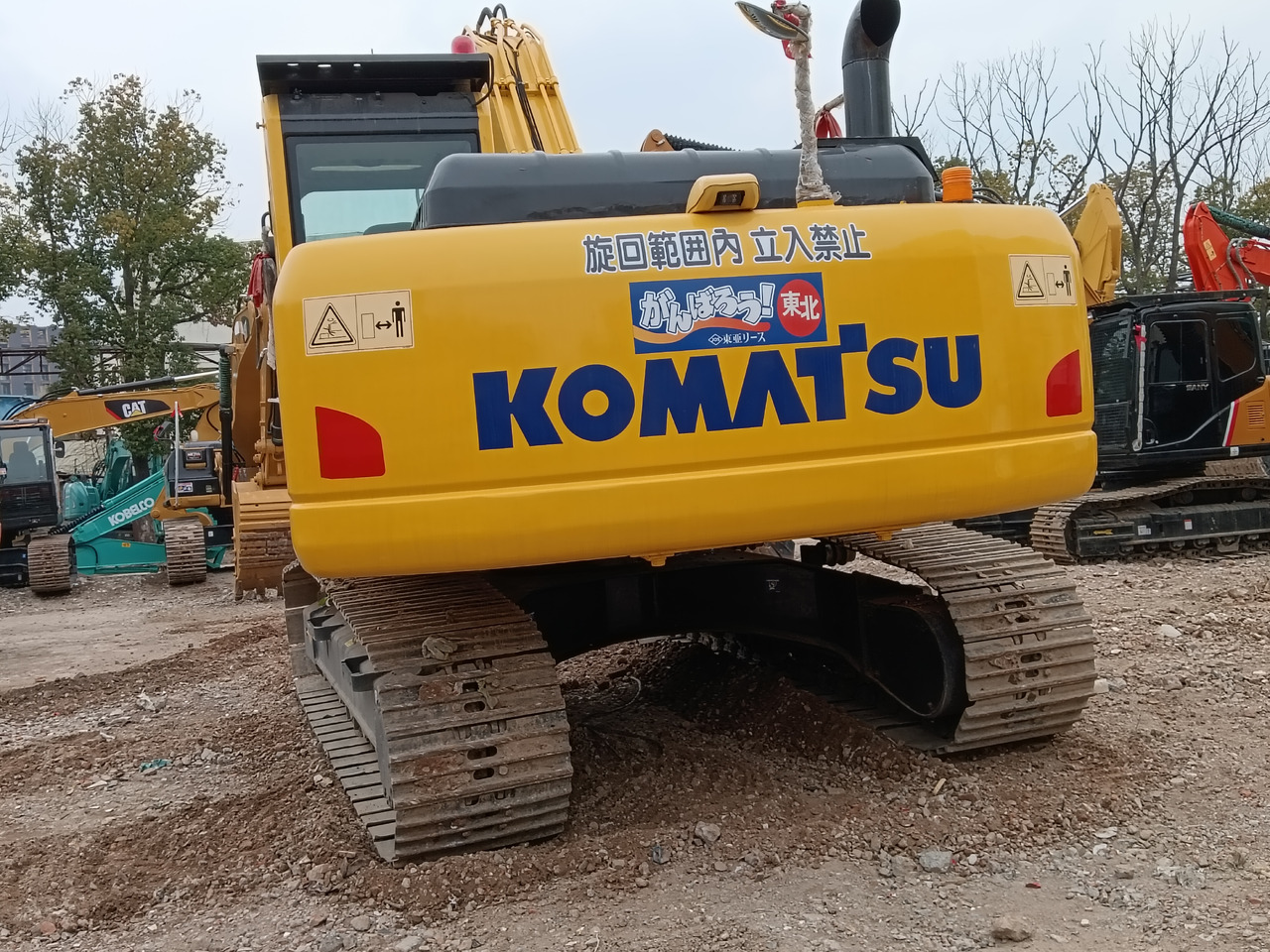 KOMATSU PC200-8N1 - Pelle sur chenille: photos 4 KOMATSU PC200-8N1 - Pelle sur chenille: photos 4