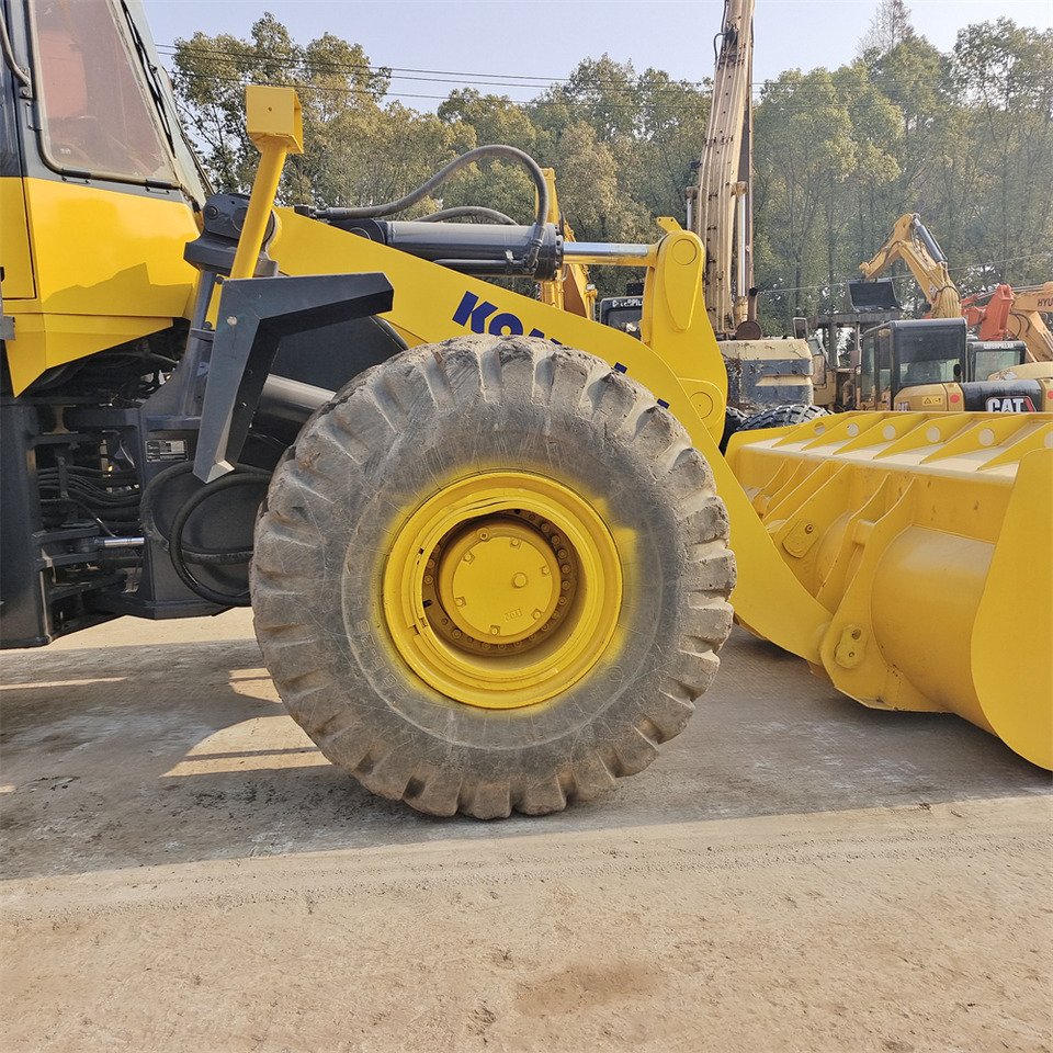 Chargeuse sur pneus KOMATSU WA470: photos 13