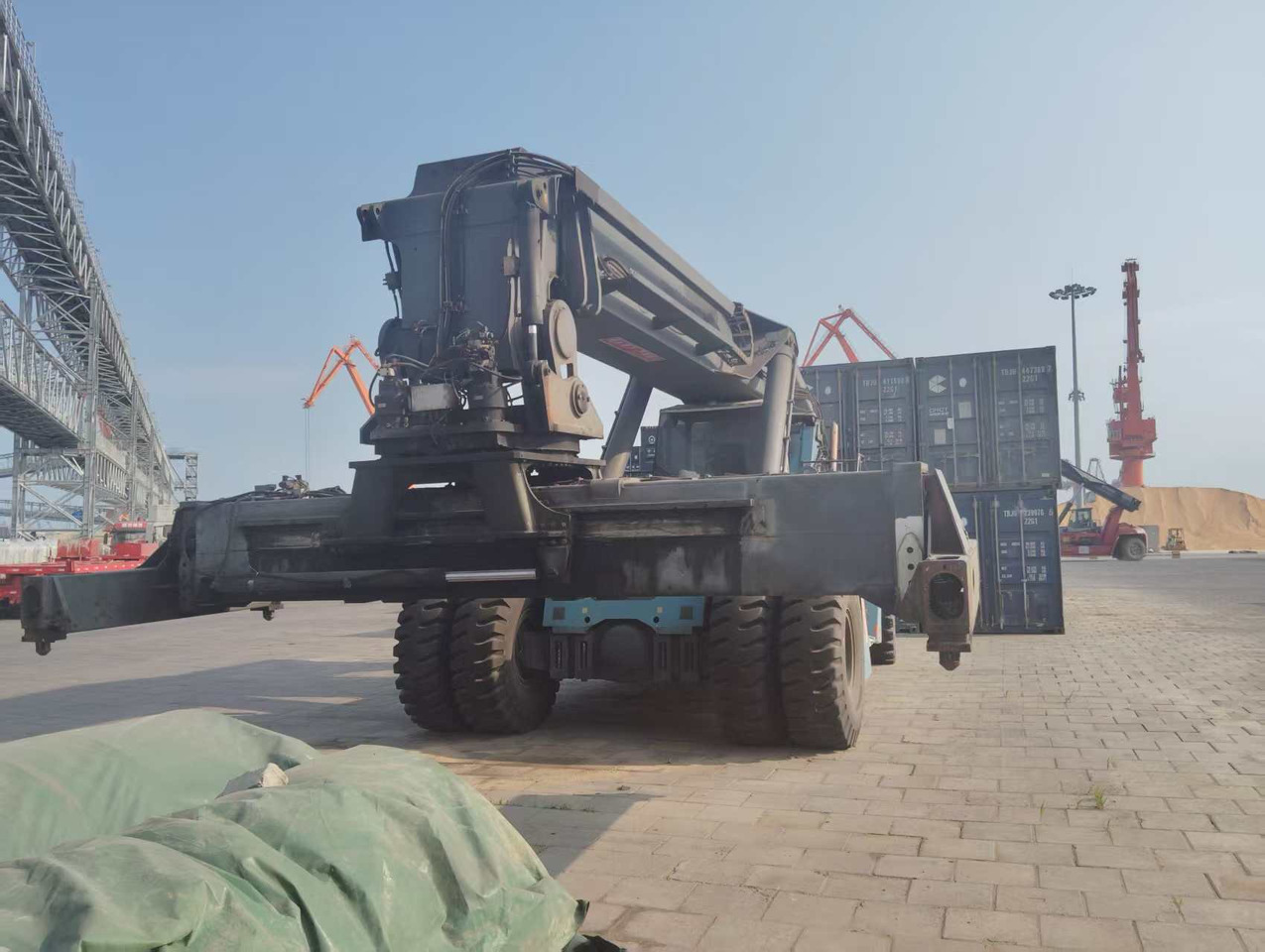 KONECRANES SMV 4531 TB5 45 TON CAPACITY - Reach stacker: photos 3 KONECRANES SMV 4531 TB5 45 TON CAPACITY - Reach stacker: photos 3
