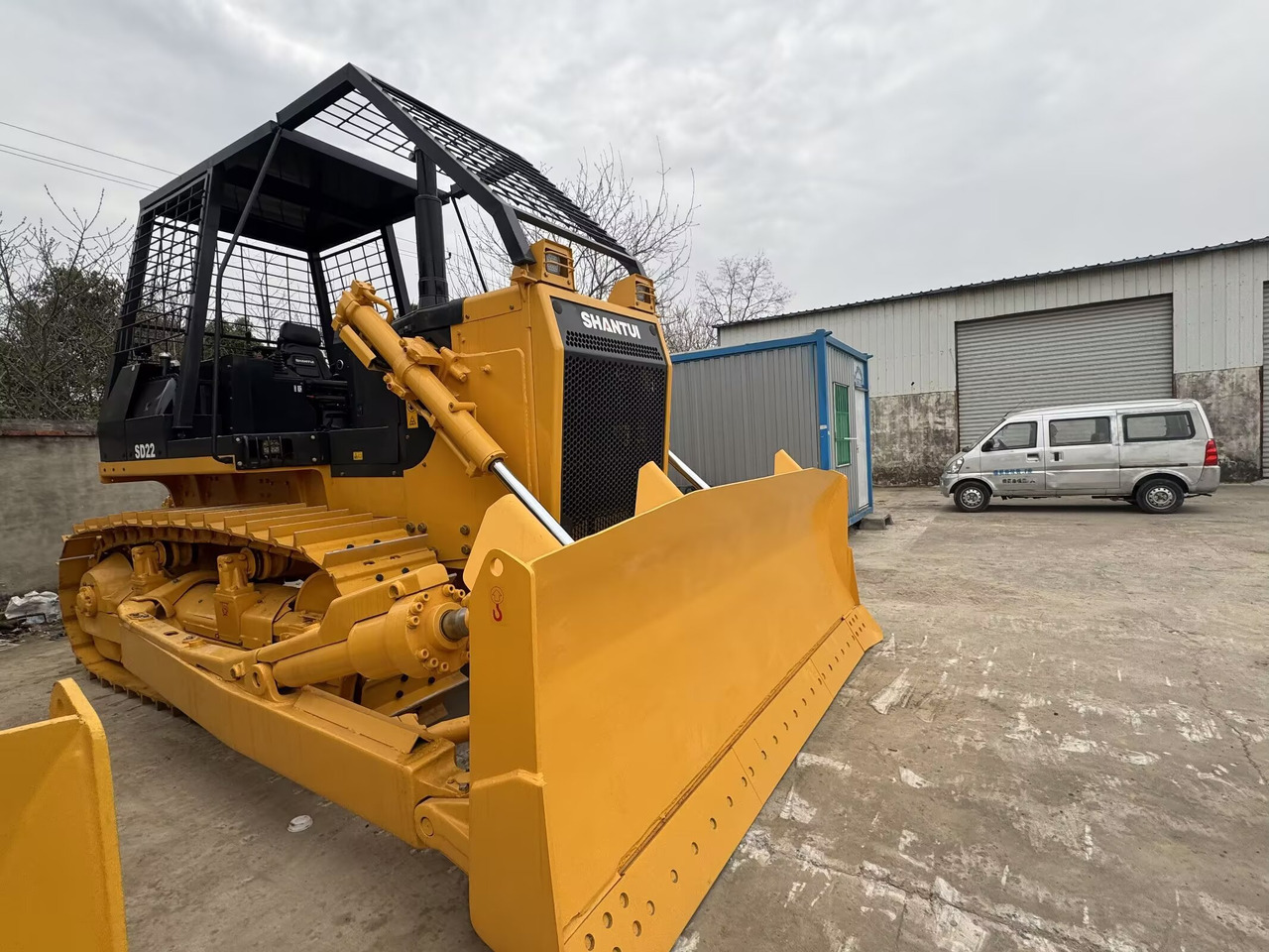 SHANTUI SD22F 220HP Forest Logging Lumbering Dozer with Winch - Bulldozer: photos 2 SHANTUI SD22F 220HP Forest Logging Lumbering Dozer with Winch - Bulldozer: photos 2