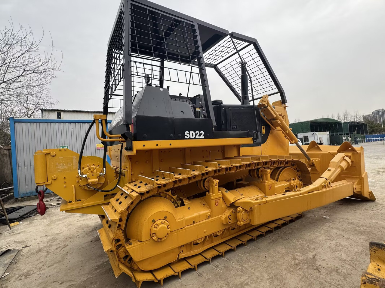 SHANTUI SD22F 220HP Forest Logging Lumbering Dozer with Winch - Bulldozer: photos 1 SHANTUI SD22F 220HP Forest Logging Lumbering Dozer with Winch - Bulldozer: photos 1
