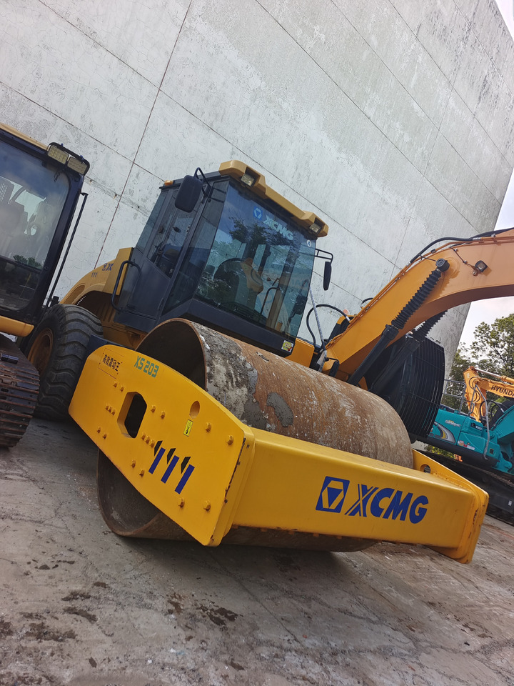 Rouleau compresseur XCMG XS 203J 223J 183J: photos 10 Rouleau compresseur XCMG XS 203J 223J 183J: photos 10