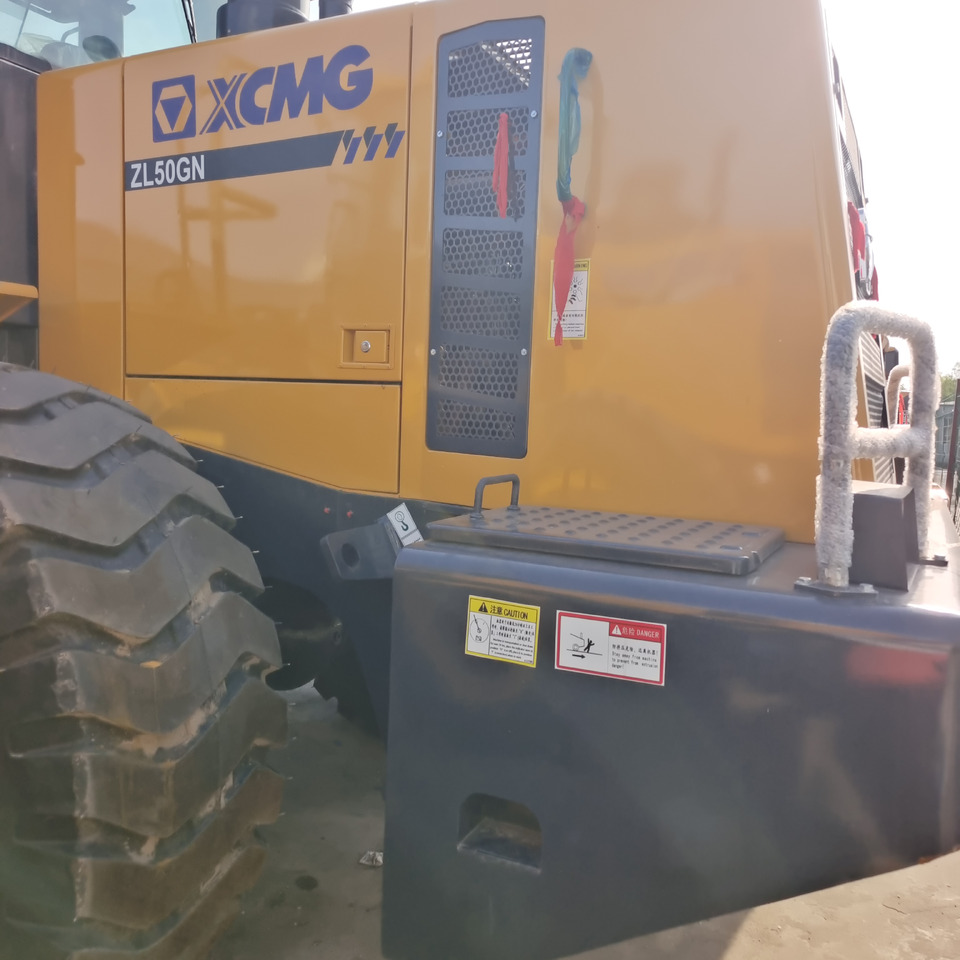 XCMG ZL 50 GN - Chargeuse sur pneus: photos 5 XCMG ZL 50 GN - Chargeuse sur pneus: photos 5
