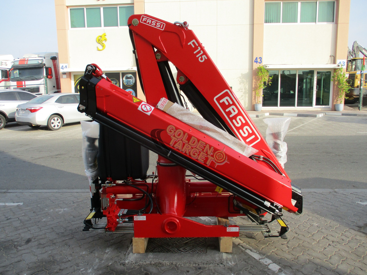 Fassi F115A.0.22 CRANE - Grue auxiliaire: photos 4 Fassi F115A.0.22 CRANE - Grue auxiliaire: photos 4