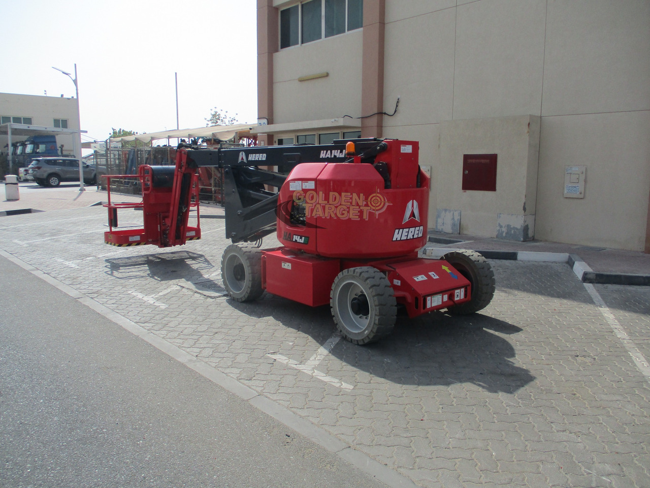 Hered HA14JE Electric Articulating Boom Lift - Nacelle articulée: photos 3 Hered HA14JE Electric Articulating Boom Lift - Nacelle articulée: photos 3