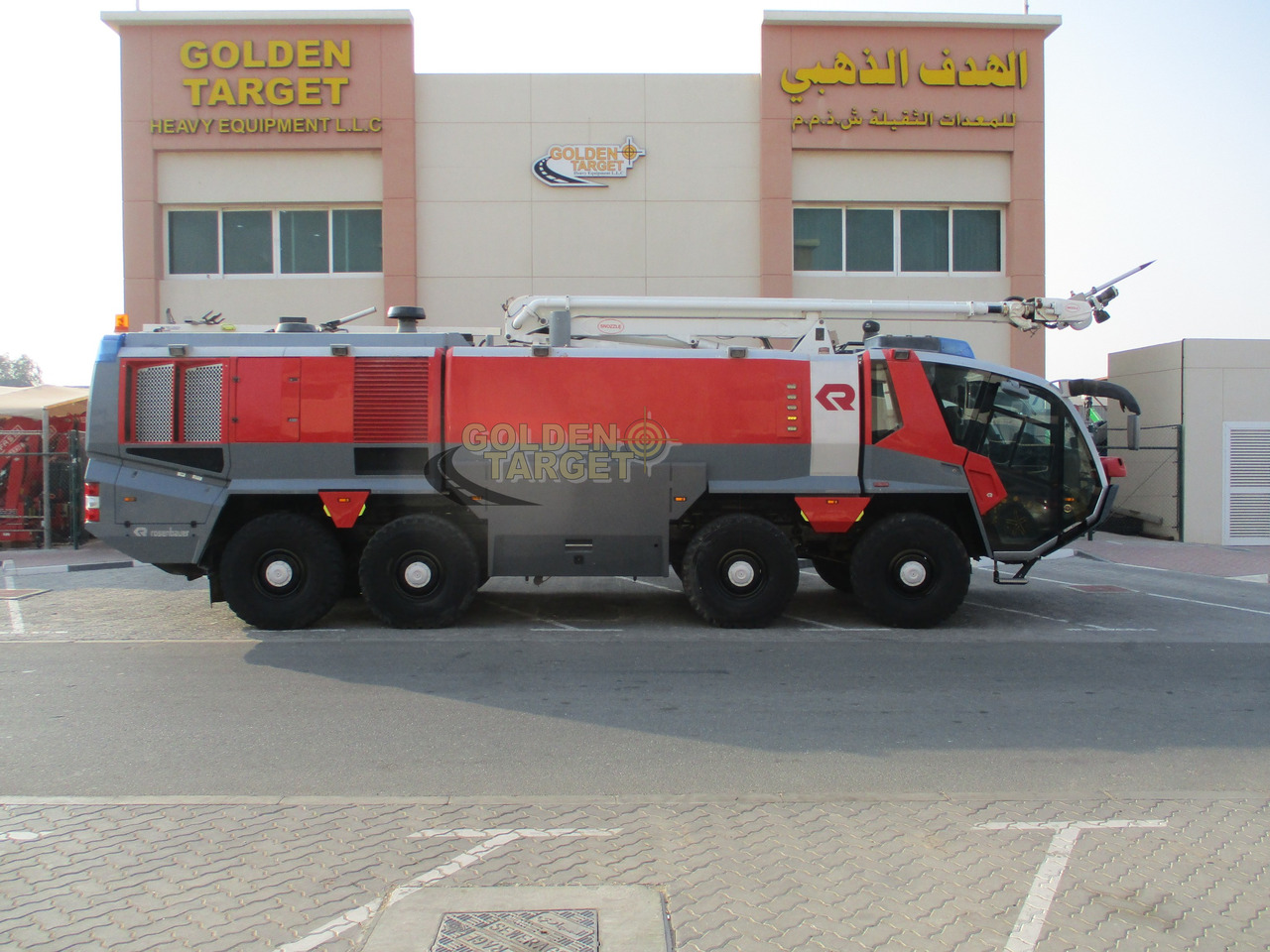 MAN FLF PANTHER 8x8 Airport Fire Truck - Camion de pompier: photos 5 MAN FLF PANTHER 8x8 Airport Fire Truck - Camion de pompier: photos 5