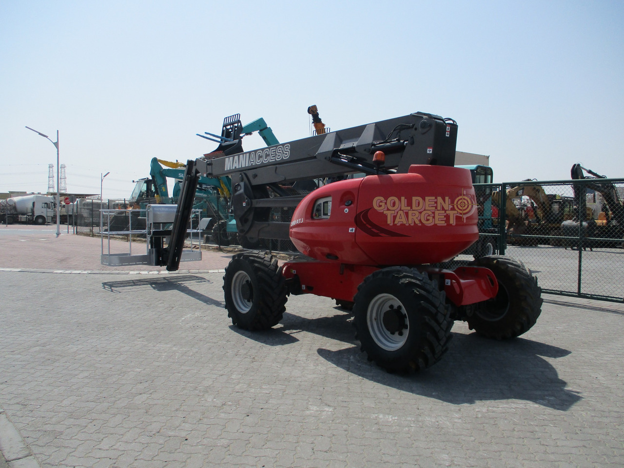 MANITOU 200 ATJ 4x4 Articulated Boom Lift - Nacelle articulée: photos 4 MANITOU 200 ATJ 4x4 Articulated Boom Lift - Nacelle articulée: photos 4