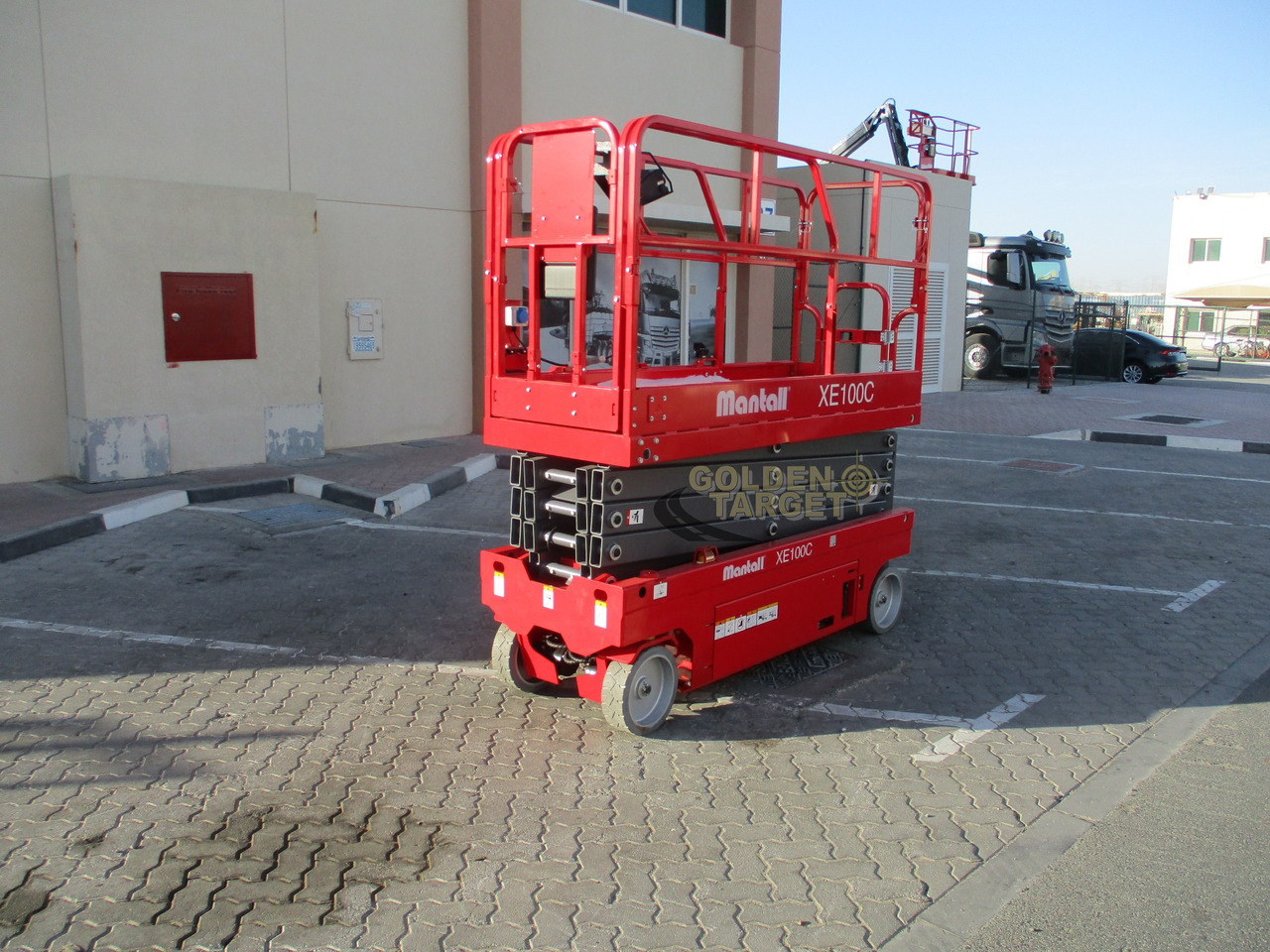 MANTALL XE100C-2024 Scissor Lift - Nacelle ciseaux: photos 2 MANTALL XE100C-2024 Scissor Lift - Nacelle ciseaux: photos 2