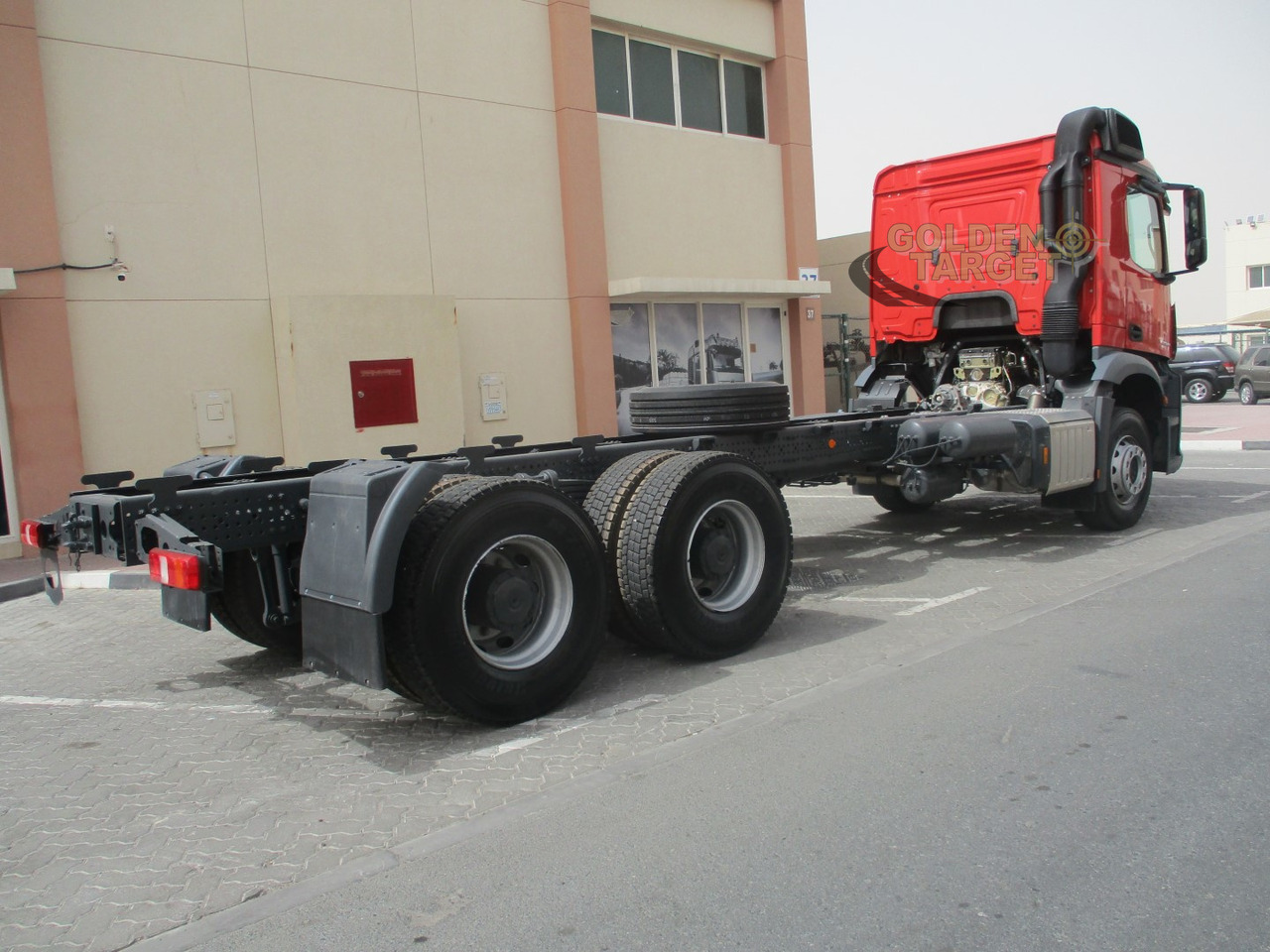 MERCEDES-BENZ Arocs 3348 6x4 Chassis - Châssis cabine: photos 3 MERCEDES-BENZ Arocs 3348 6x4 Chassis - Châssis cabine: photos 3