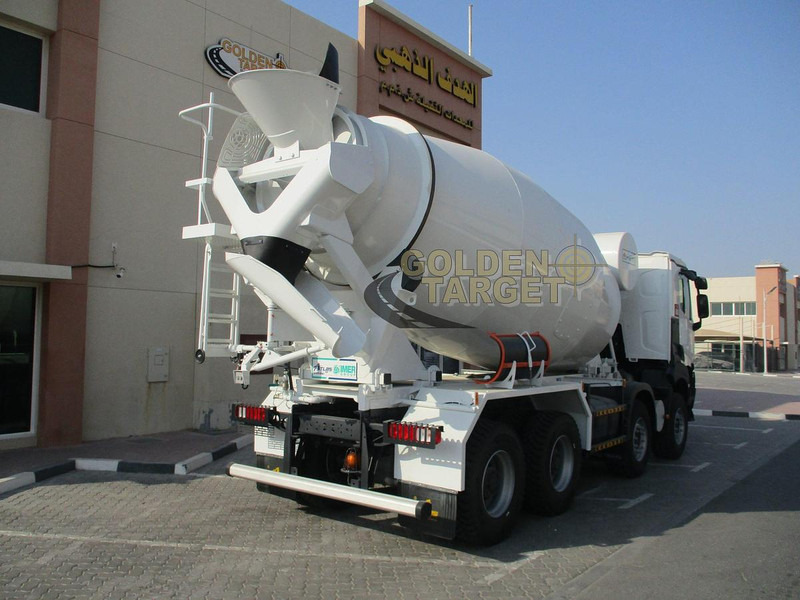 Renault K420 8×4 Mixer Truck - Camion malaxeur: photos 3 Renault K420 8×4 Mixer Truck - Camion malaxeur: photos 3