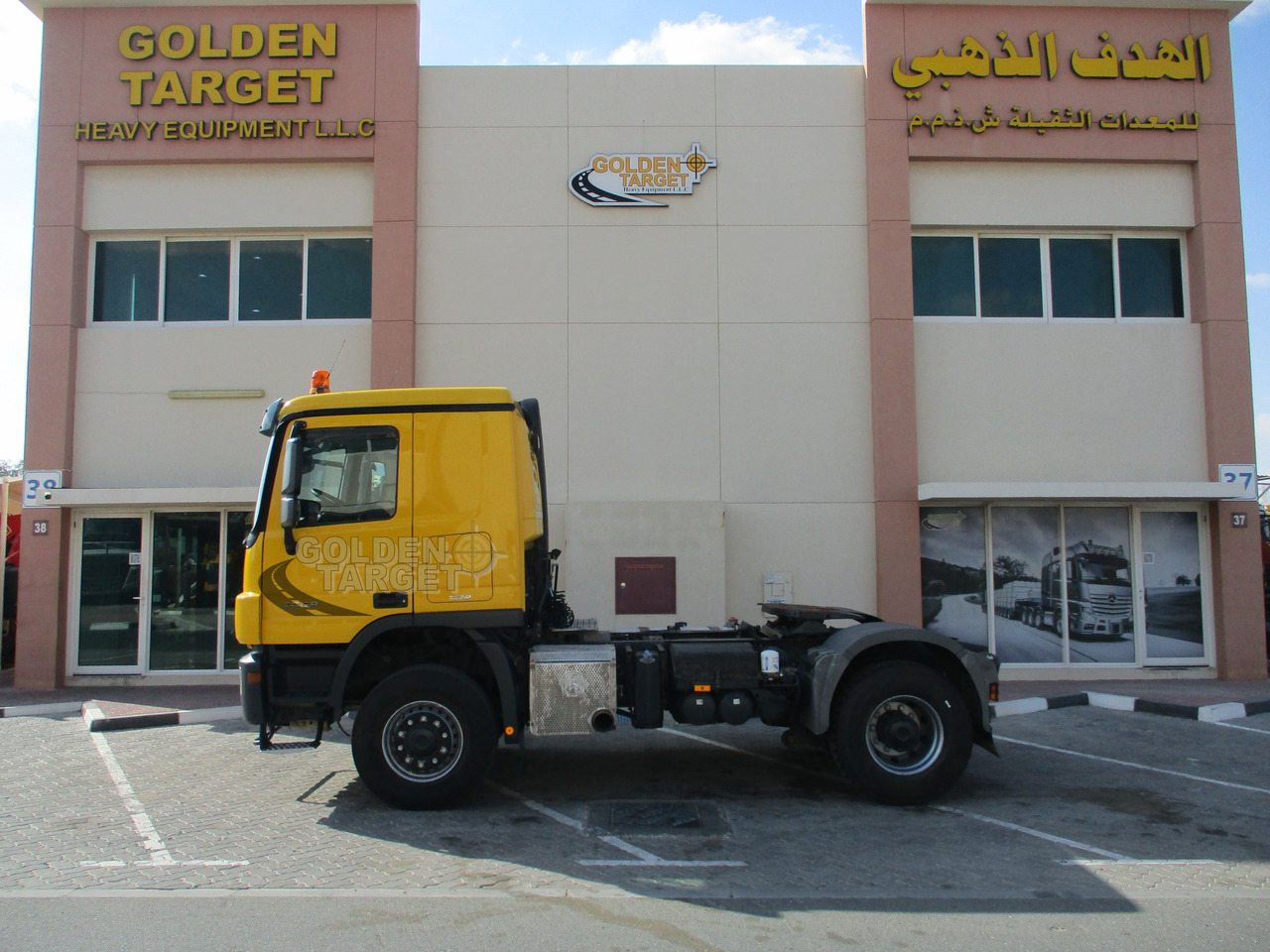 MERCEDES-BENZ Actros 2048 4x4 Head Truck en crédit-bail MERCEDES-BENZ Actros 2048 4x4 Head Truck: photos 6
