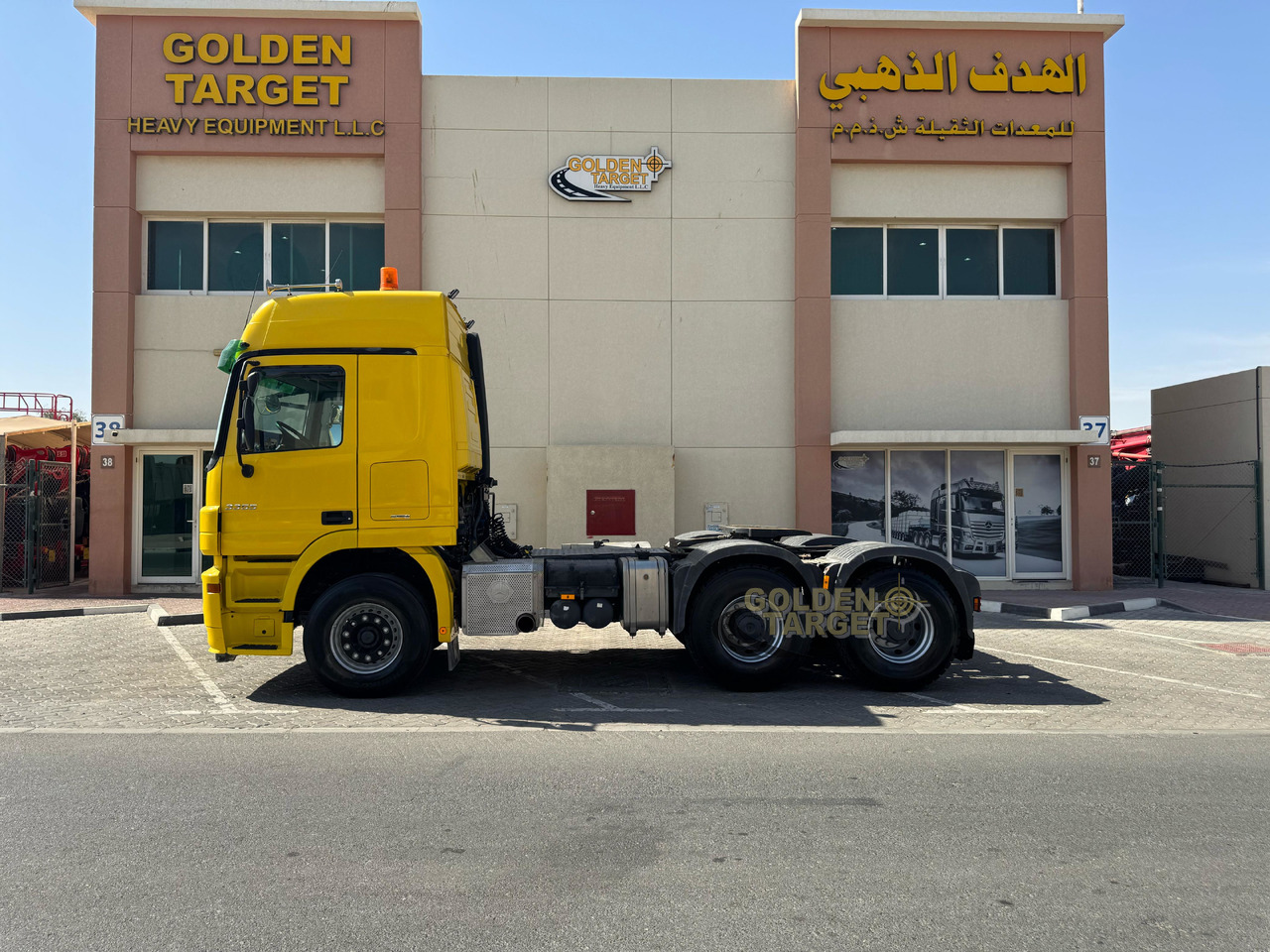 Mercedes Benz ACTROS 3355 6x4 Head Truck - Tracteur routier: photos 5 Mercedes Benz ACTROS 3355 6x4 Head Truck - Tracteur routier: photos 5