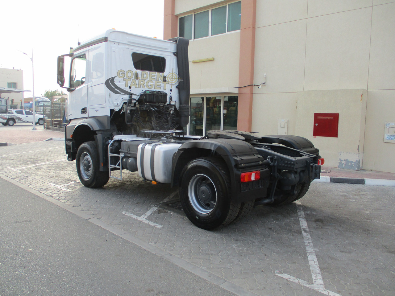 Mercedes-Benz Actros 2045 4x4 Head Truck - Tracteur routier: photos 4 Mercedes-Benz Actros 2045 4x4 Head Truck - Tracteur routier: photos 4