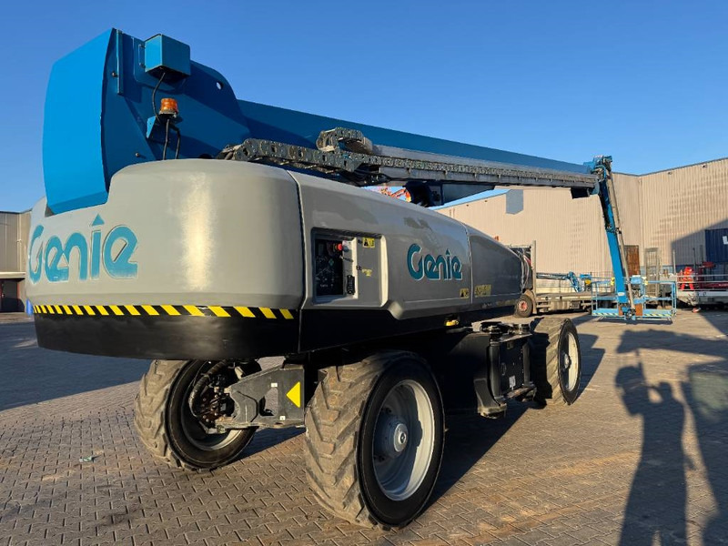 Genie SX 135 XC - Nacelle télescopique: photos 4 Genie SX 135 XC - Nacelle télescopique: photos 4