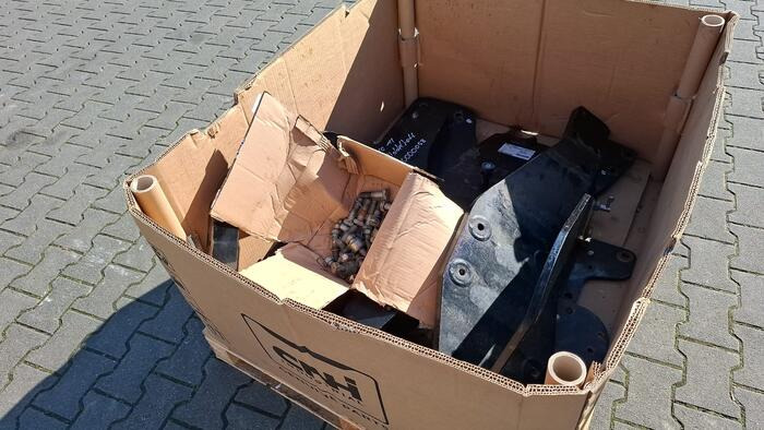 Alö Anbaukonsolen DM14324874 NewHolland Traktor T6. & T7 - Chargeur frontal pour tracteur: photos 3 Alö Anbaukonsolen DM14324874 NewHolland Traktor T6. & T7 - Chargeur frontal pour tracteur: photos 3