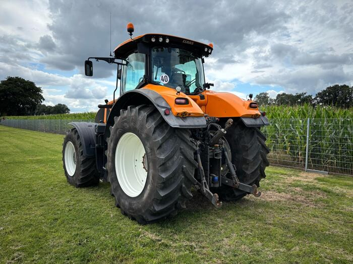 Tracteur agricole Claas Axion 920: photos 15