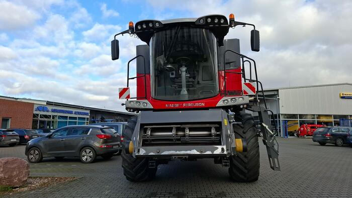 Massey Ferguson Centora 7380 AL - Moissonneuse-batteuse: photos 2 Massey Ferguson Centora 7380 AL - Moissonneuse-batteuse: photos 2
