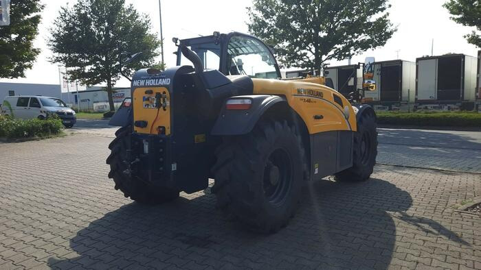 New Holland TH 7.42 Elite Stage V - Chariot télescopique: photos 5 New Holland TH 7.42 Elite Stage V - Chariot télescopique: photos 5