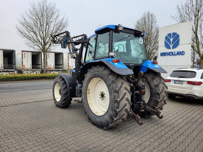 New Holland TS 115 - Tracteur agricole: photos 3 New Holland TS 115 - Tracteur agricole: photos 3