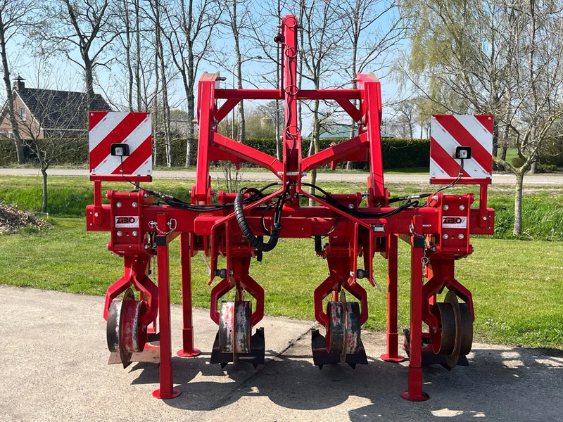 Diversen Zibo Maiswoeler Woeler OSPO2-01 - Décompacteur: photos 2 Diversen Zibo Maiswoeler Woeler OSPO2-01 - Décompacteur: photos 2
