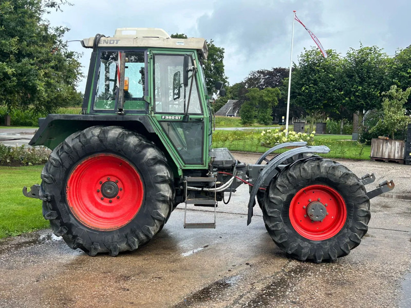 Fendt F 380 GHA F 380 GHA Airco Werktuigdrager - Tracteur agricole: photos 2 Fendt F 380 GHA F 380 GHA Airco Werktuigdrager - Tracteur agricole: photos 2
