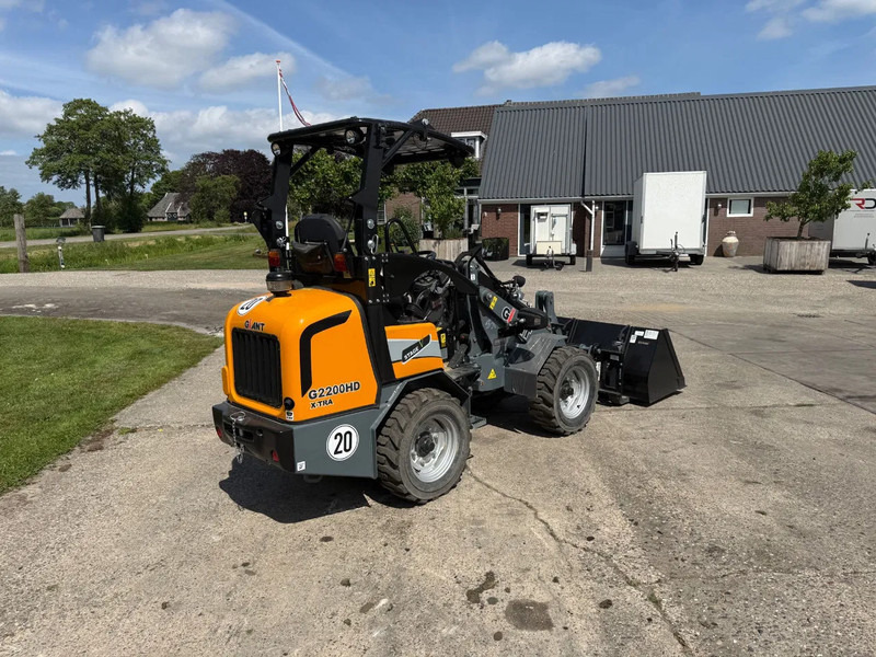 Giant Giant 2200 X-tra HD NIEUWE SHOVEL Mini shovel - Chargeuse compacte sur chenilles: photos 3 Giant Giant 2200 X-tra HD NIEUWE SHOVEL Mini shovel - Chargeuse compacte sur chenilles: photos 3