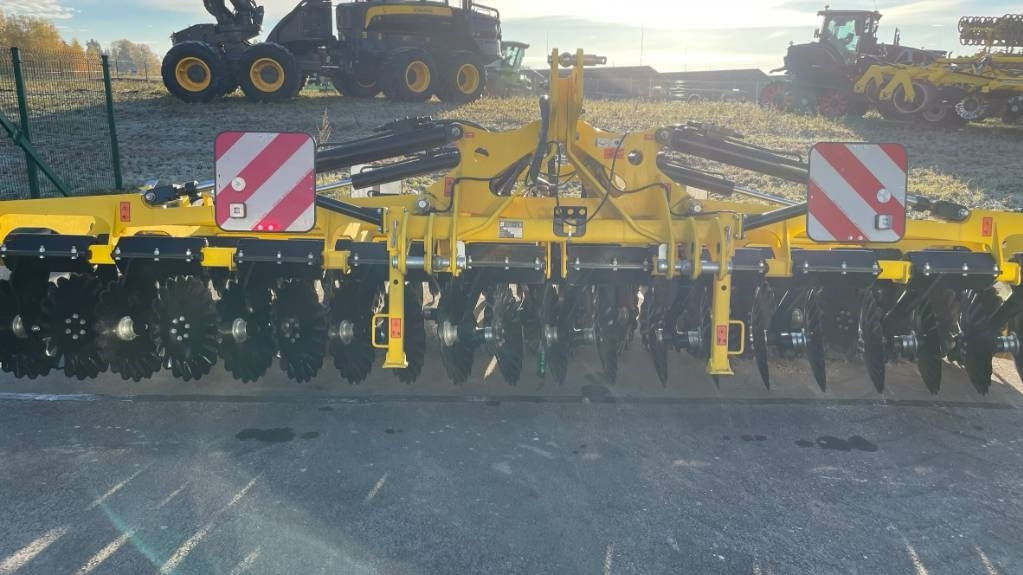 Bednar SwifterDisc XN 5000 - Cover crop: photos 1 Bednar SwifterDisc XN 5000 - Cover crop: photos 1