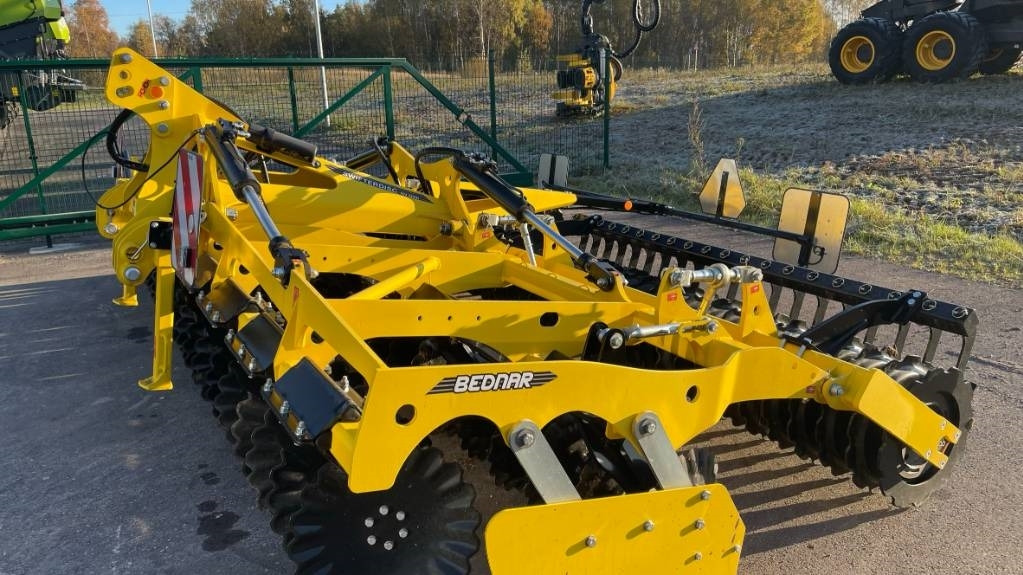 Bednar SwifterDisc XN 5000 - Cover crop: photos 3 Bednar SwifterDisc XN 5000 - Cover crop: photos 3