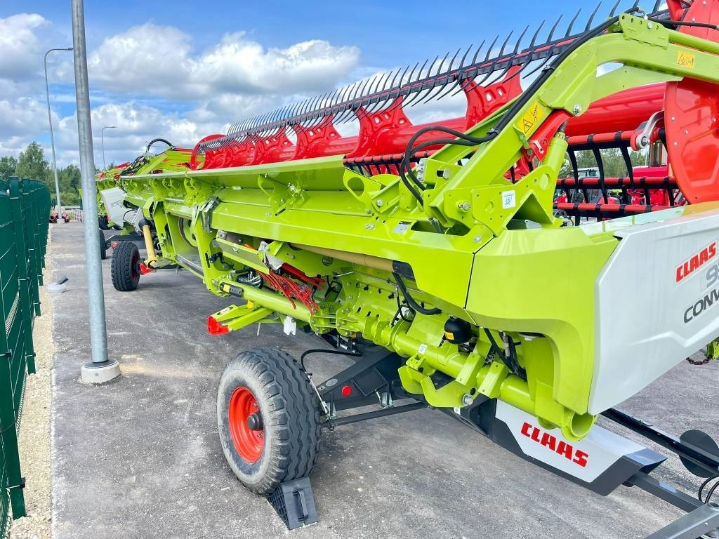 Claas CONVIO FLEX 930 - Accessoire de matériels de récolte: photos 3 Claas CONVIO FLEX 930 - Accessoire de matériels de récolte: photos 3