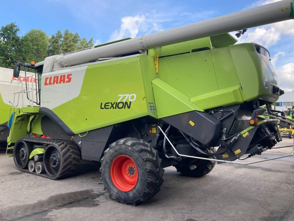 Claas Lexion 770 TT - Moissonneuse-batteuse: photos 5 Claas Lexion 770 TT - Moissonneuse-batteuse: photos 5