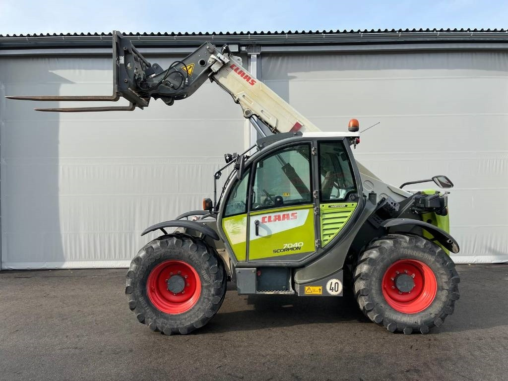 Claas SCORPION 7040 - Chariot télescopique: photos 2 Claas SCORPION 7040 - Chariot télescopique: photos 2