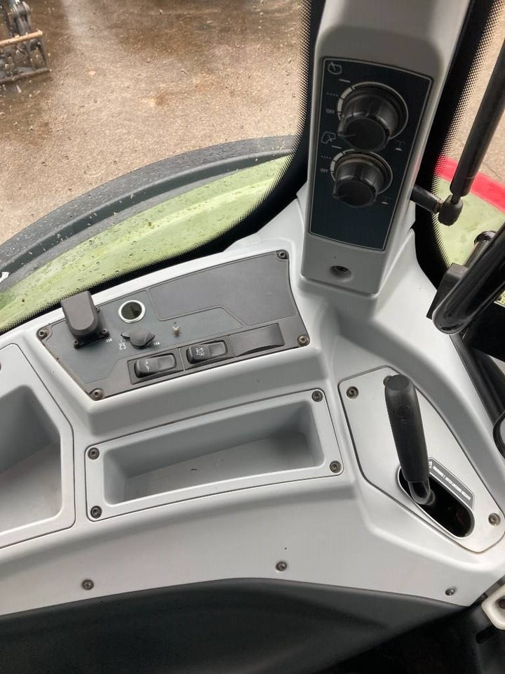 Tracteur agricole Valtra T 234: photos 13
