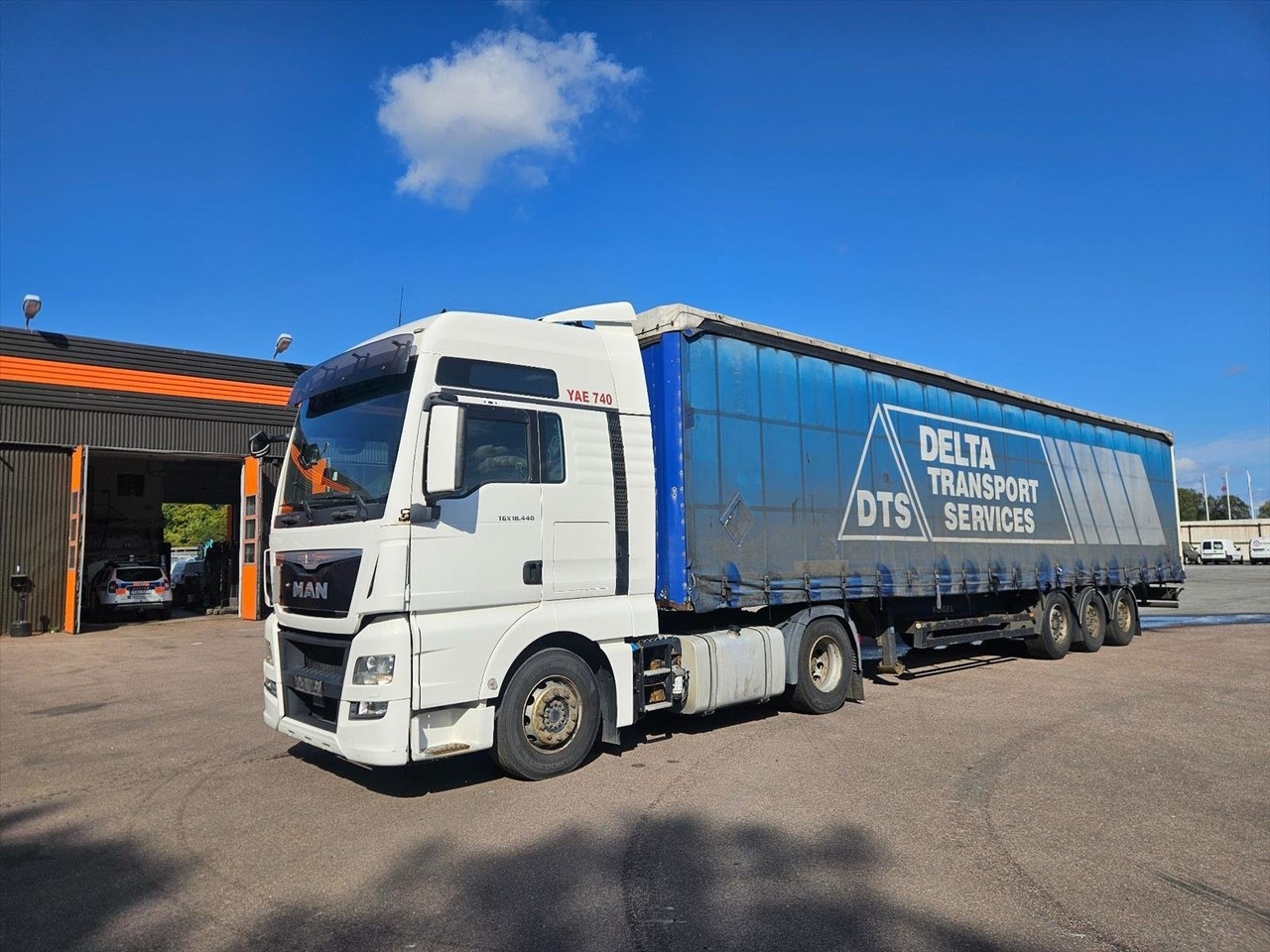 Dragbil med trailer MAN TGX 18.440 4X2 BLS -2015 | Kögel - Tracteur routier, Semi-remorque rideaux coulissants: photos 1 Dragbil med trailer MAN TGX 18.440 4X2 BLS -2015 | Kögel - Tracteur routier, Semi-remorque rideaux coulissants: photos 1