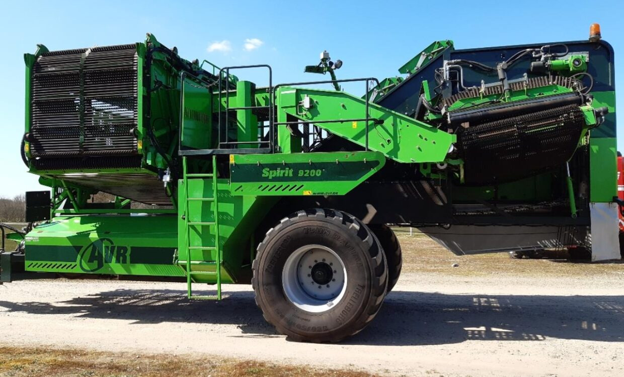 AVR SPIRIT 9200 - Arracheuse de pommes de terre: photos 1 AVR SPIRIT 9200 - Arracheuse de pommes de terre: photos 1