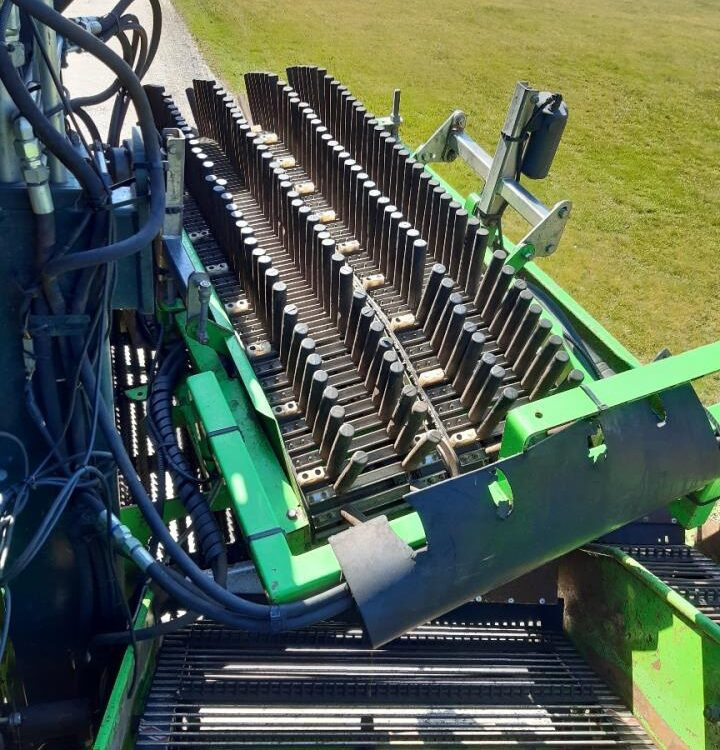 AVR SPIRIT 9200 - Arracheuse de pommes de terre: photos 4 AVR SPIRIT 9200 - Arracheuse de pommes de terre: photos 4