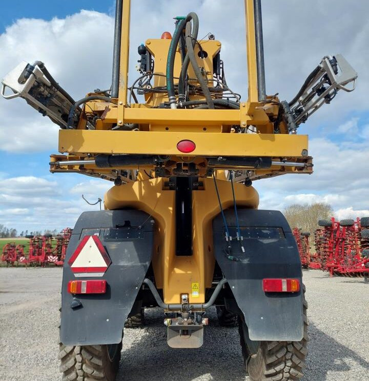 Pulvé automoteur Challenger Rogator 655 B med GPS: photos 7