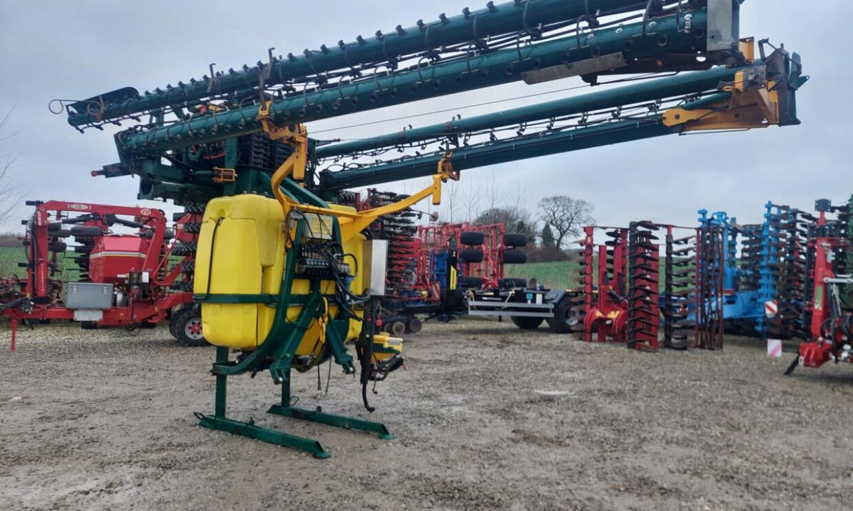 Danfoil AirBoss 24 mm - Pulvé porté: photos 2 Danfoil AirBoss 24 mm - Pulvé porté: photos 2