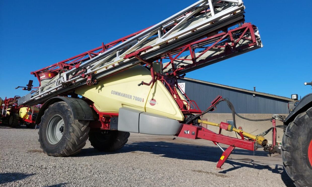 Hardi Commander 7000i - 36 m Twin - Pulvérisateur traîné: photos 4 Hardi Commander 7000i - 36 m Twin - Pulvérisateur traîné: photos 4