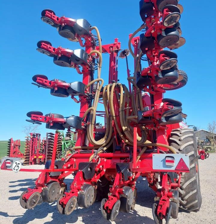 Horsch Maestro 12.75 SW - Semoir monograine: photos 4 Horsch Maestro 12.75 SW - Semoir monograine: photos 4