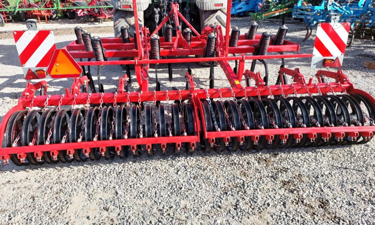 Horsch TERRANO 4 FX STARR - Herse: photos 2 Horsch TERRANO 4 FX STARR - Herse: photos 2