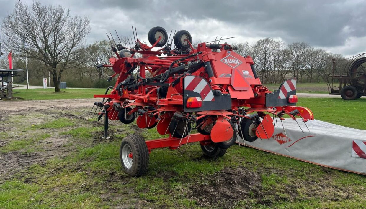 Kuhn 13M SPREDER - Faneuse: photos 2 Kuhn 13M SPREDER - Faneuse: photos 2