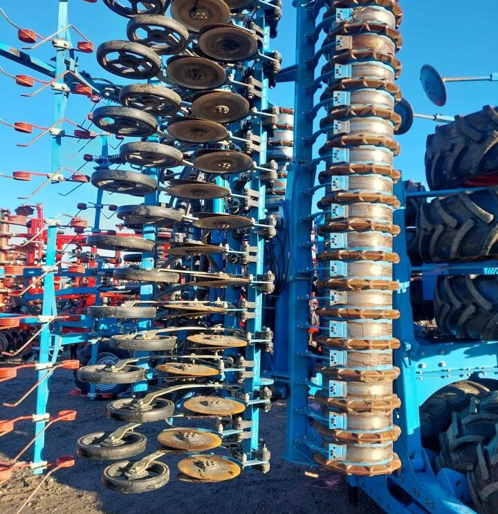 Lemken COMPACT-SOLITAIR 9/600 K HD - Semoir: photos 4 Lemken COMPACT-SOLITAIR 9/600 K HD - Semoir: photos 4