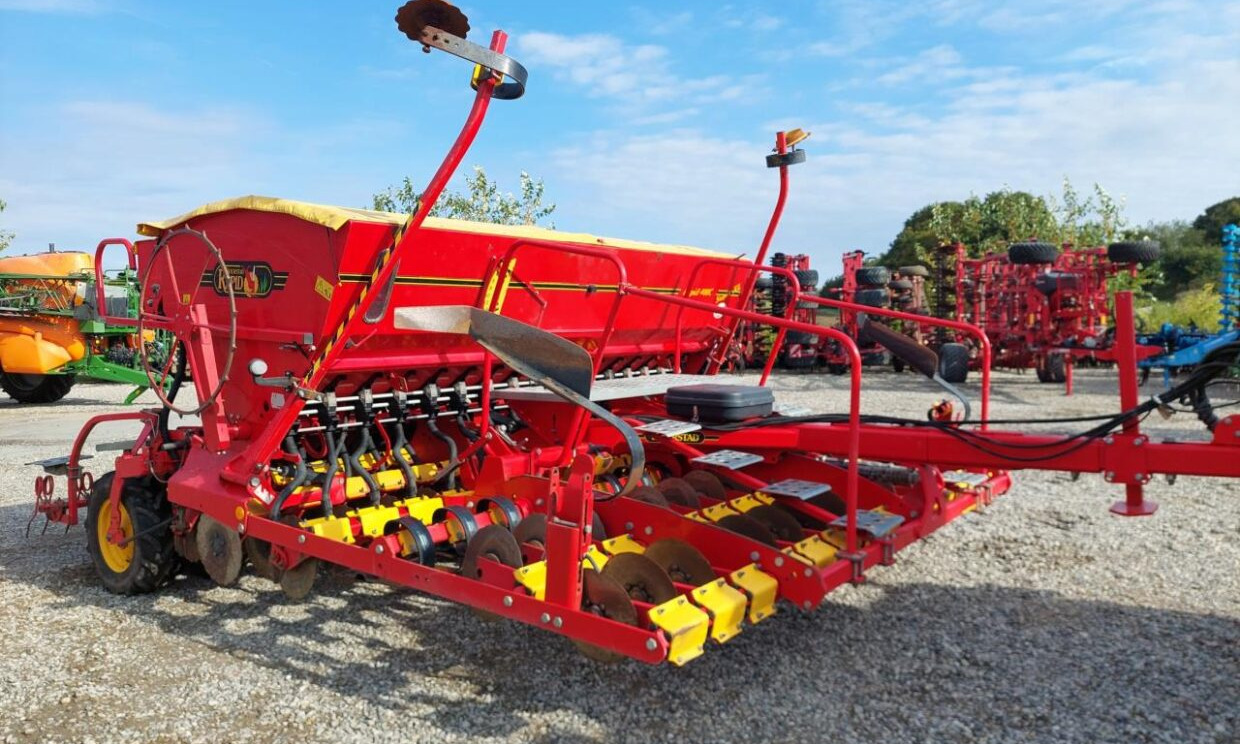 Väderstad Rapid 400C Super XL m Biodrill - Semoir: photos 2 Väderstad Rapid 400C Super XL m Biodrill - Semoir: photos 2