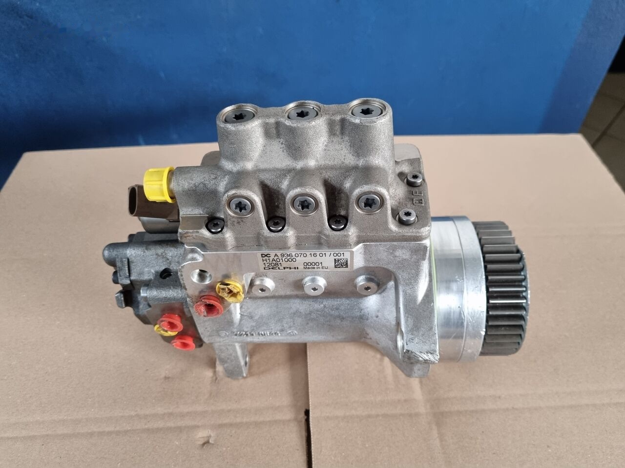 Delphi ATEGO EURO 6 A9360701601/001 Mercedes-Benz ATEGO EURO 6 - Pompe à carburant pour Camion: photos 5 Delphi ATEGO EURO 6 A9360701601/001 Mercedes-Benz ATEGO EURO 6 - Pompe à carburant pour Camion: photos 5