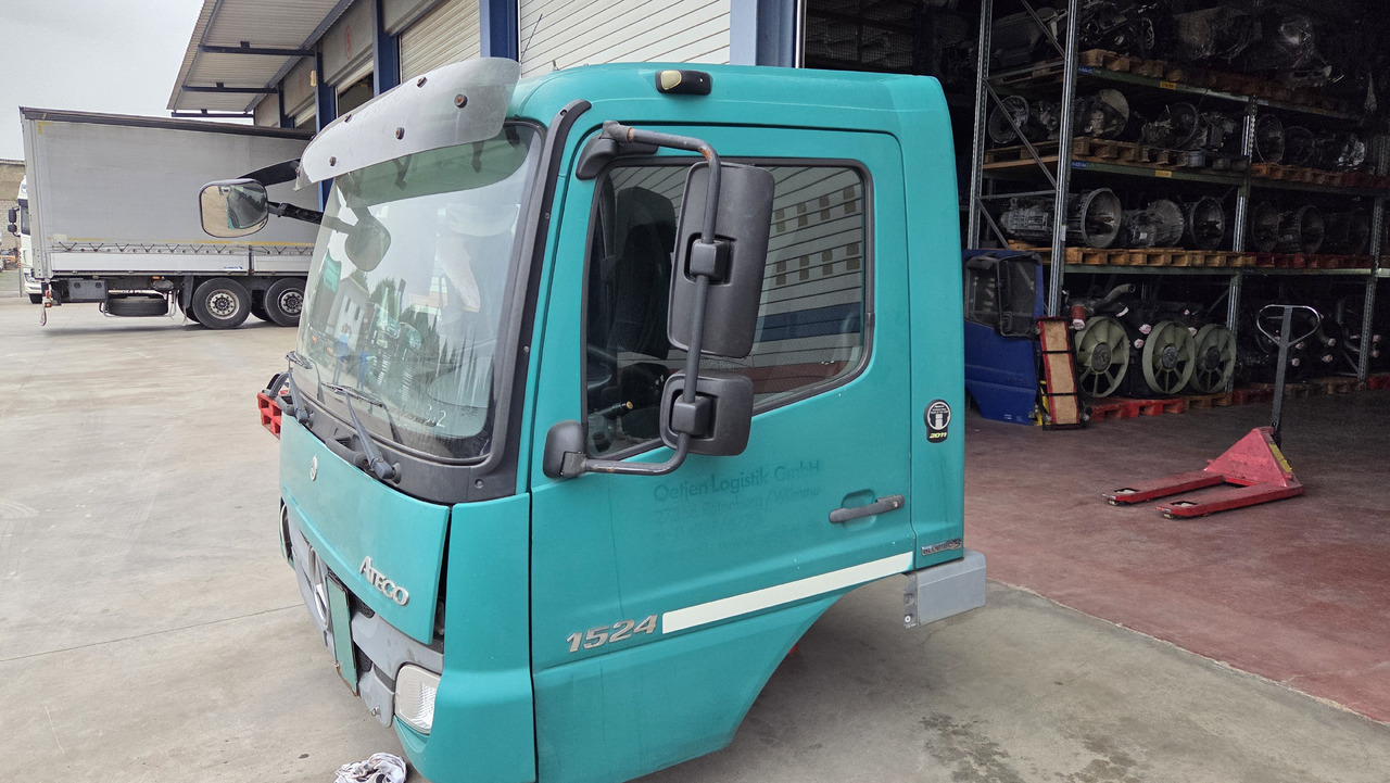 MERCEDES-BENZ ATEGO 3 EURO 5 - Cabine pour Camion: photos 3 MERCEDES-BENZ ATEGO 3 EURO 5 - Cabine pour Camion: photos 3