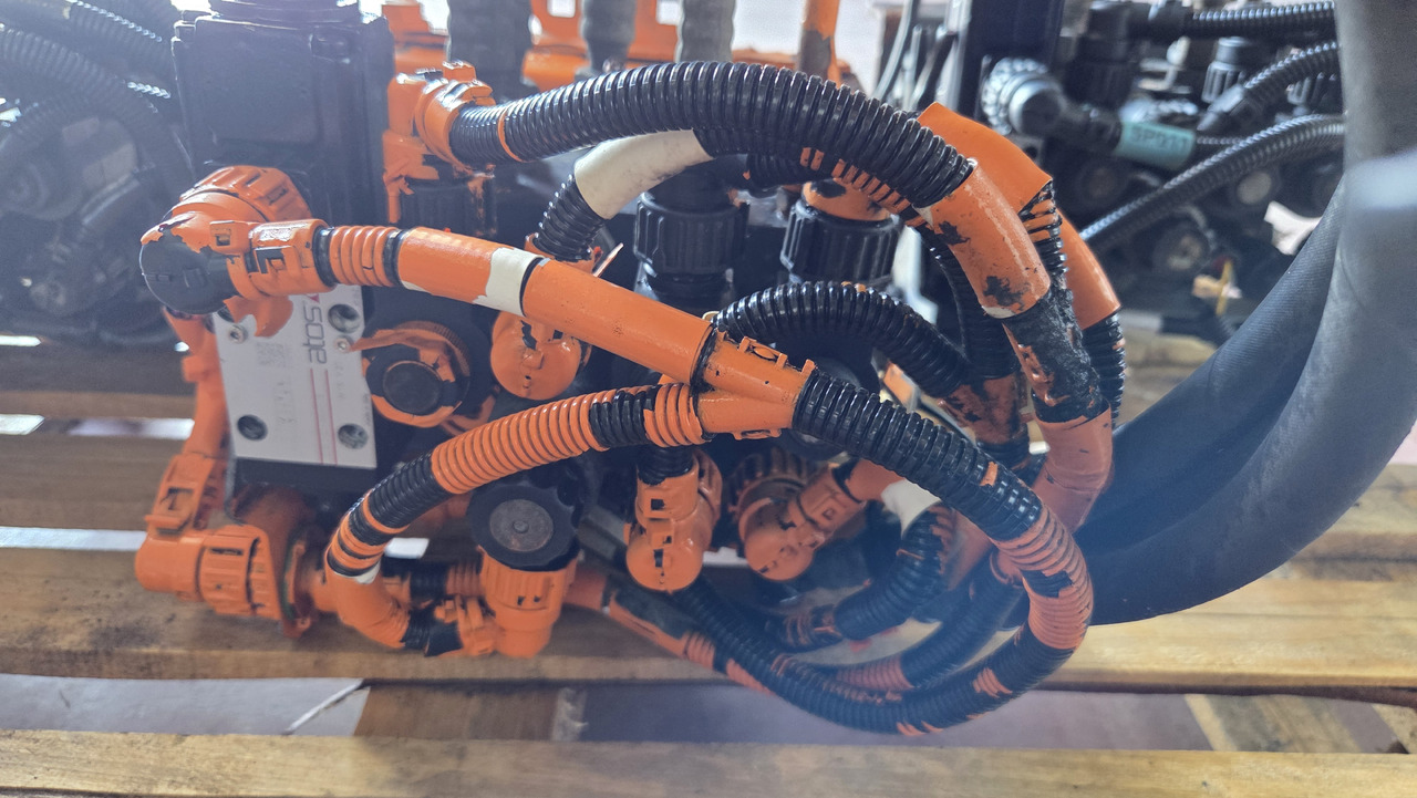 MERCEDES-BENZ STEERING UNIT - Volant: photos 3 MERCEDES-BENZ STEERING UNIT - Volant: photos 3