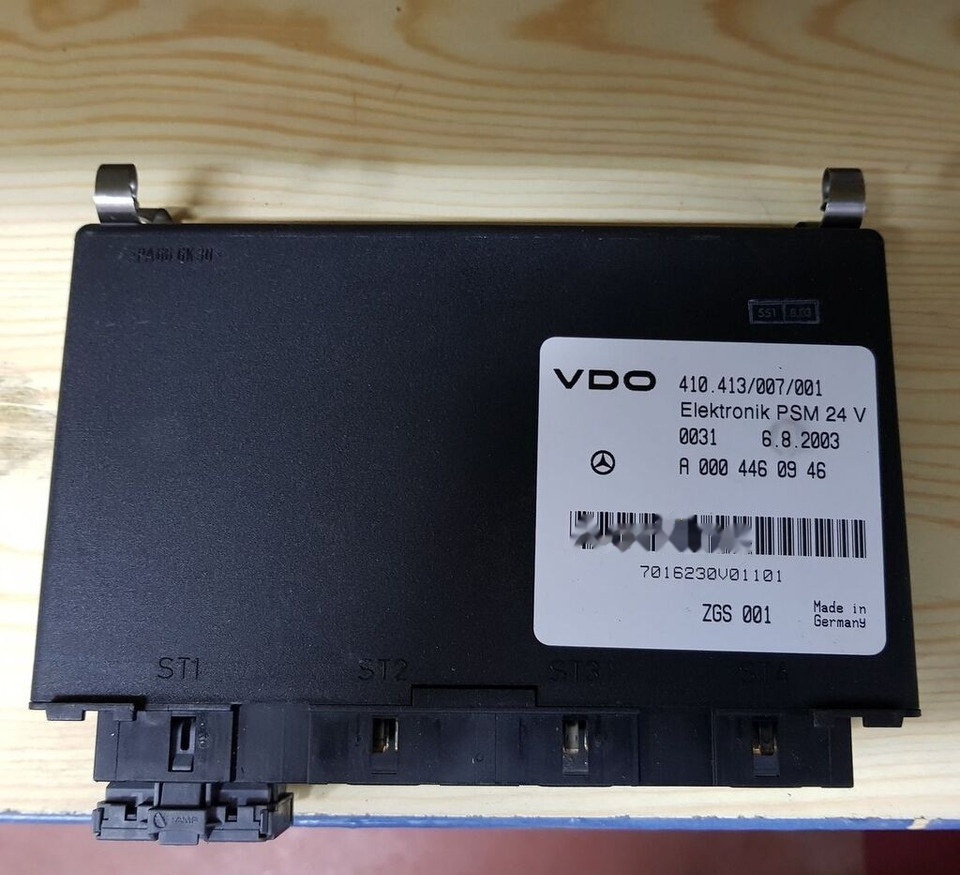 Mercedes-Benz A 001 446 26 17 Mercedes-Benz ACTROS MB2 - Bloc de gestion pour Camion: photos 3 Mercedes-Benz A 001 446 26 17 Mercedes-Benz ACTROS MB2 - Bloc de gestion pour Camion: photos 3